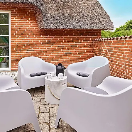 Holiday home Holiday Lxxiii *