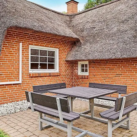 Holiday home Holiday Lxxiii
